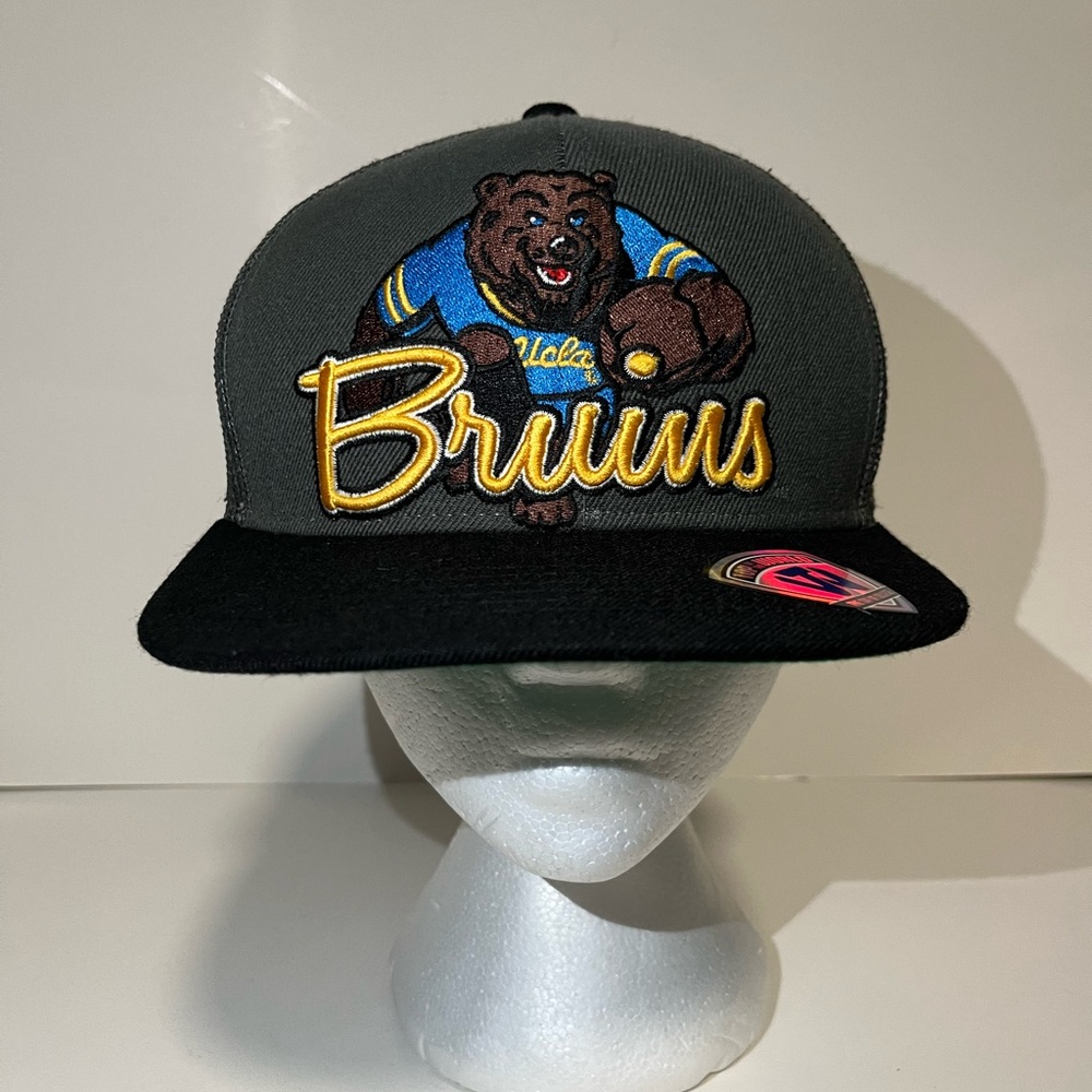 Men's Top of the World  UCLA Bruins Trucker Snapback